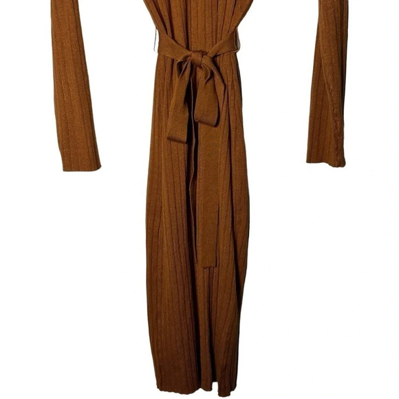 1780. PINK ROSE LONG SLEEVE BODYCON WITH BELT MIDI LENGTH DRESS SIZE MEDIUMโ - Picture 4 of 9